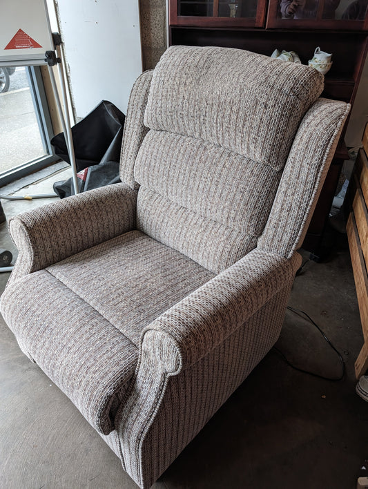 Riser/Recliner Armchair